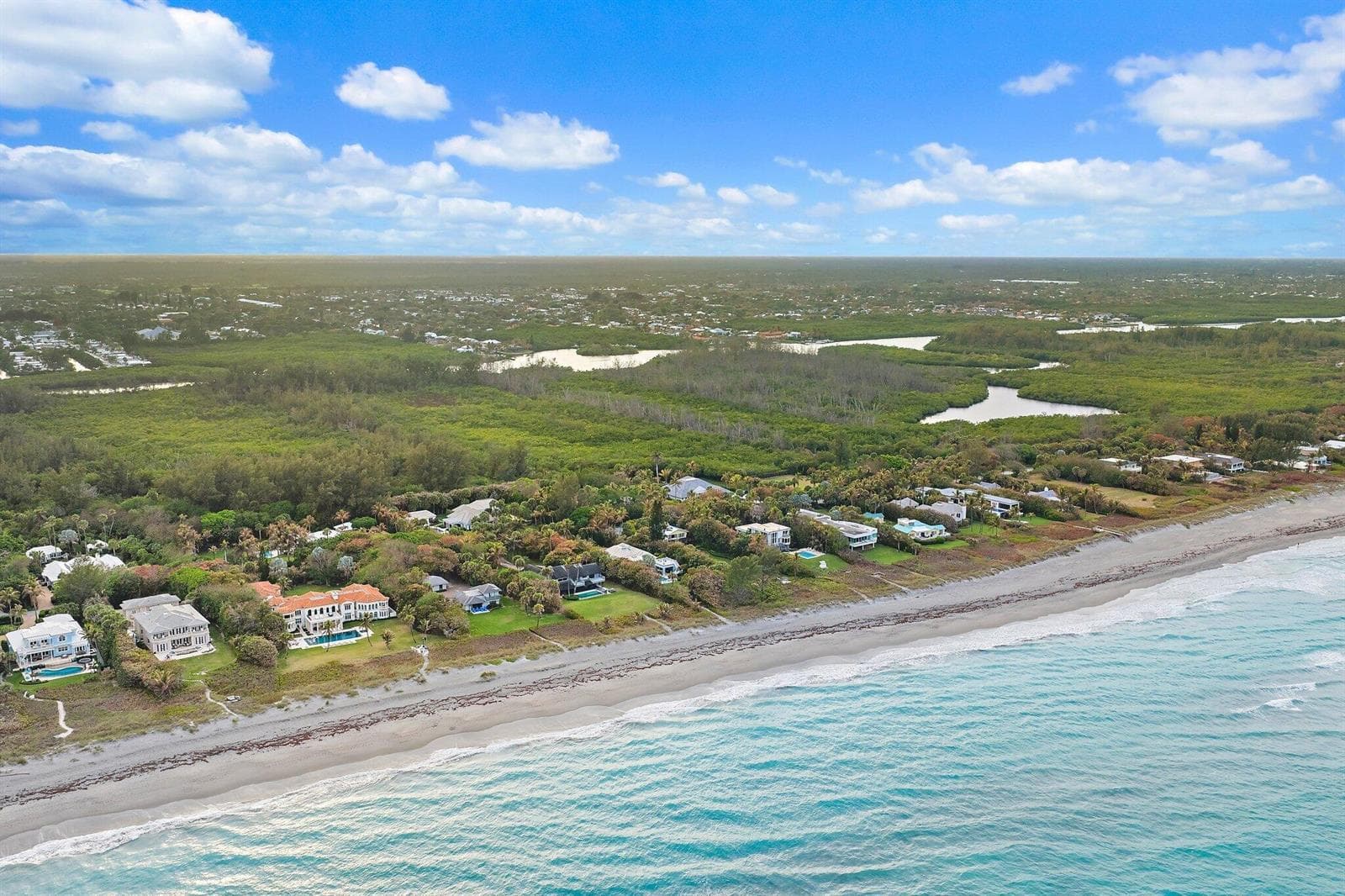 023-31NBeachRd