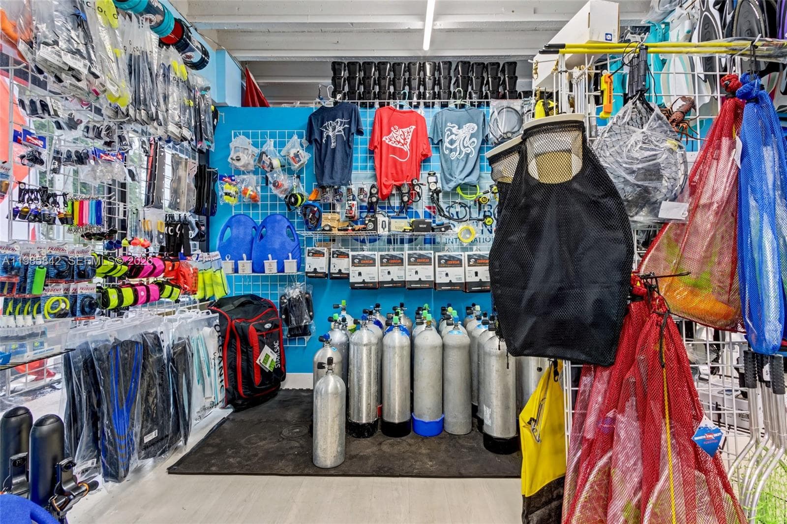 24 NE 1st Ave, Dania Beach FL 33004