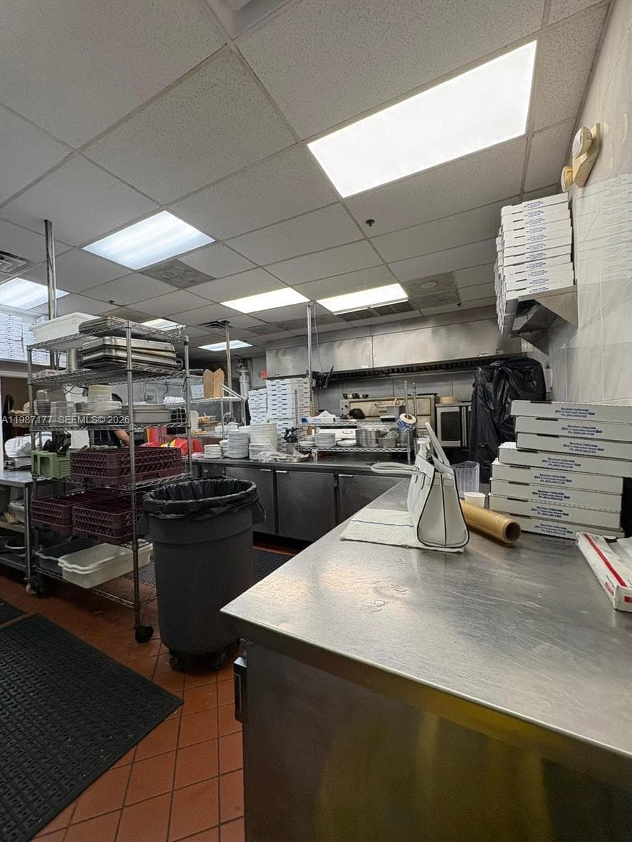 Main Road, Weston FL 33327