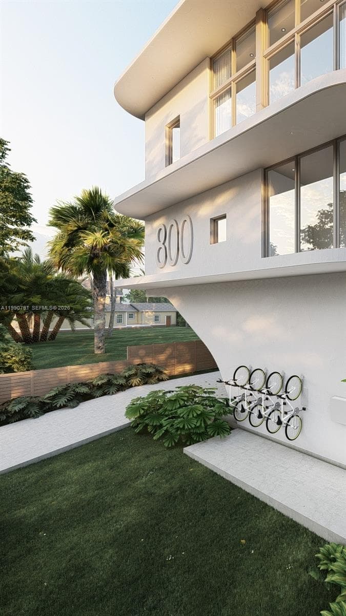 800 84th St, Miami Beach FL 33141