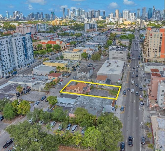 1437 SW 1th Street