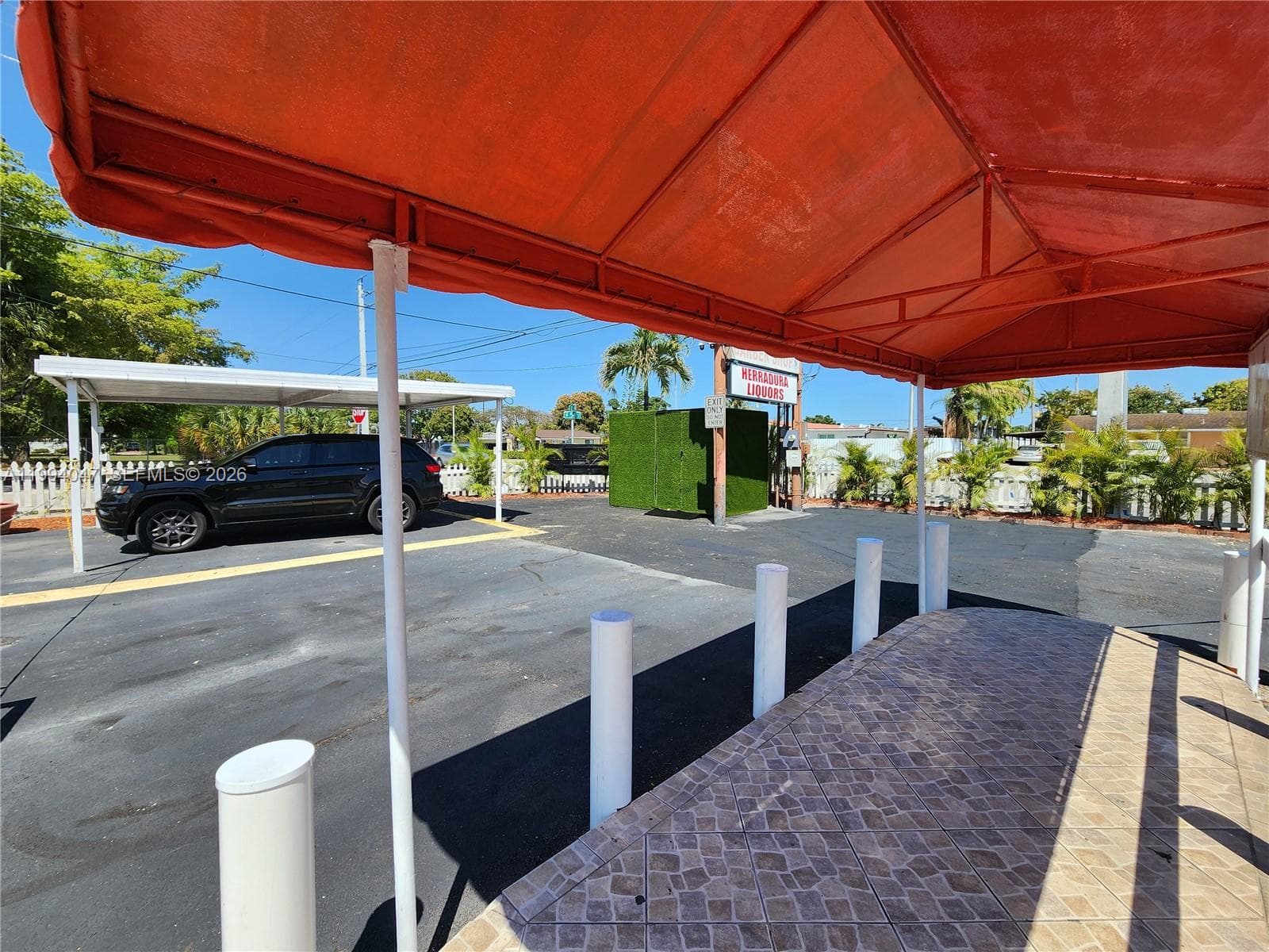 5390 W 12 Ave, Hialeah FL 33012