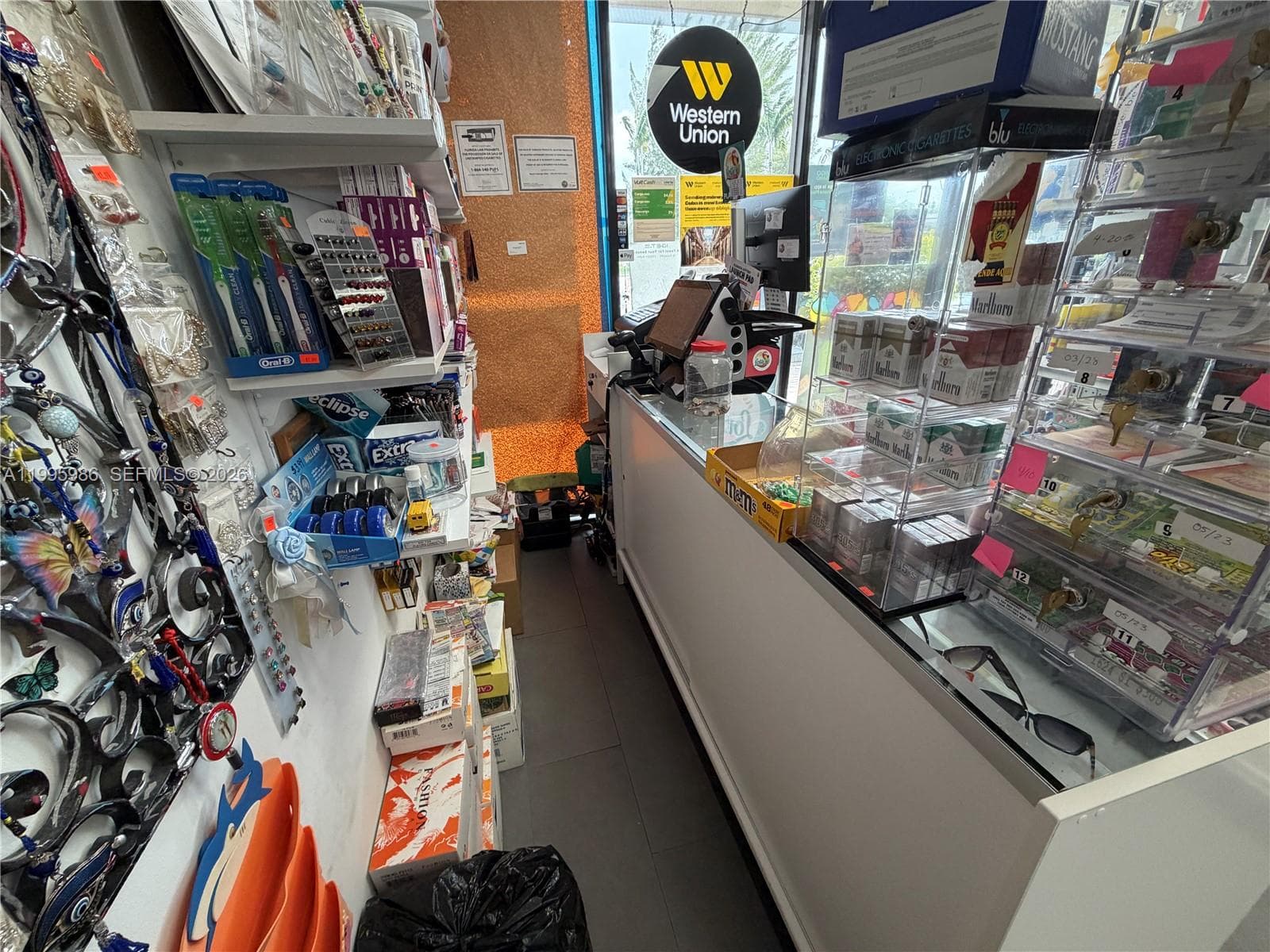 GROCERY STORE FOR SALE, Miami FL 33155