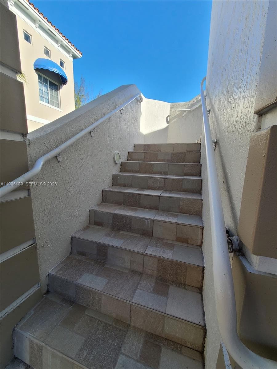 12940 SW 128th St # 202, Miami FL 33186