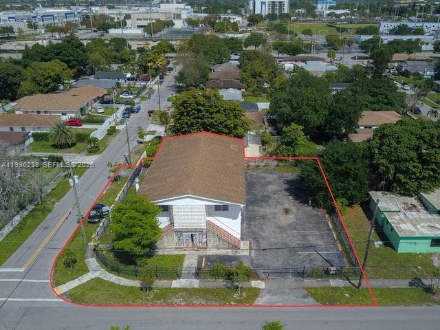 6891 NW 13th Ave, Miami FL 33147