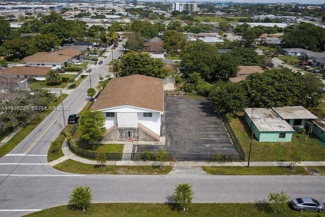 6891 NW 13th Ave, Miami FL 33147