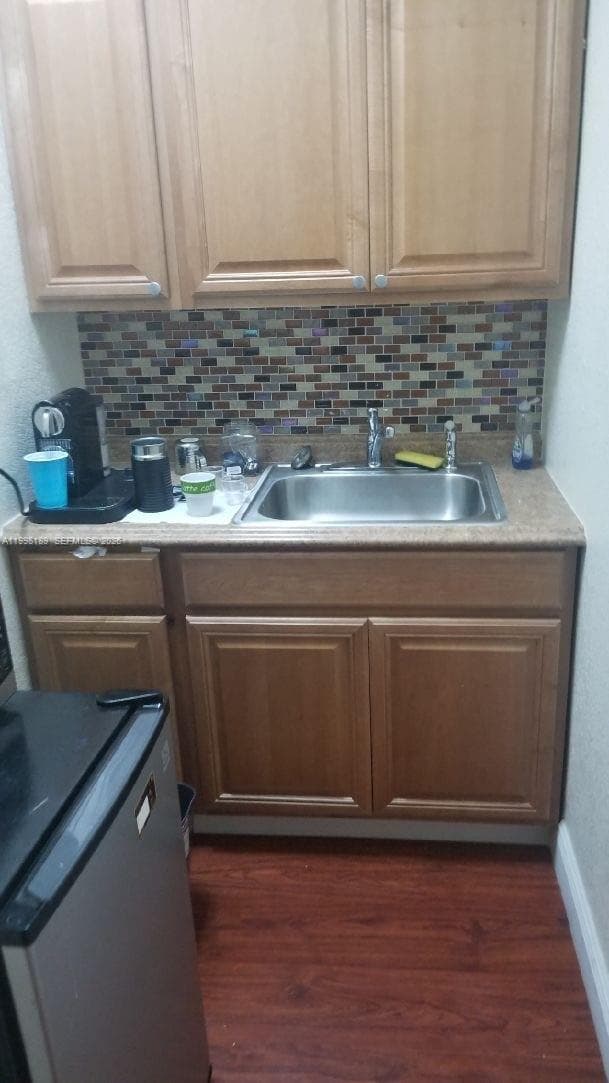 1701 W 37th St # 15, Hialeah FL 33012