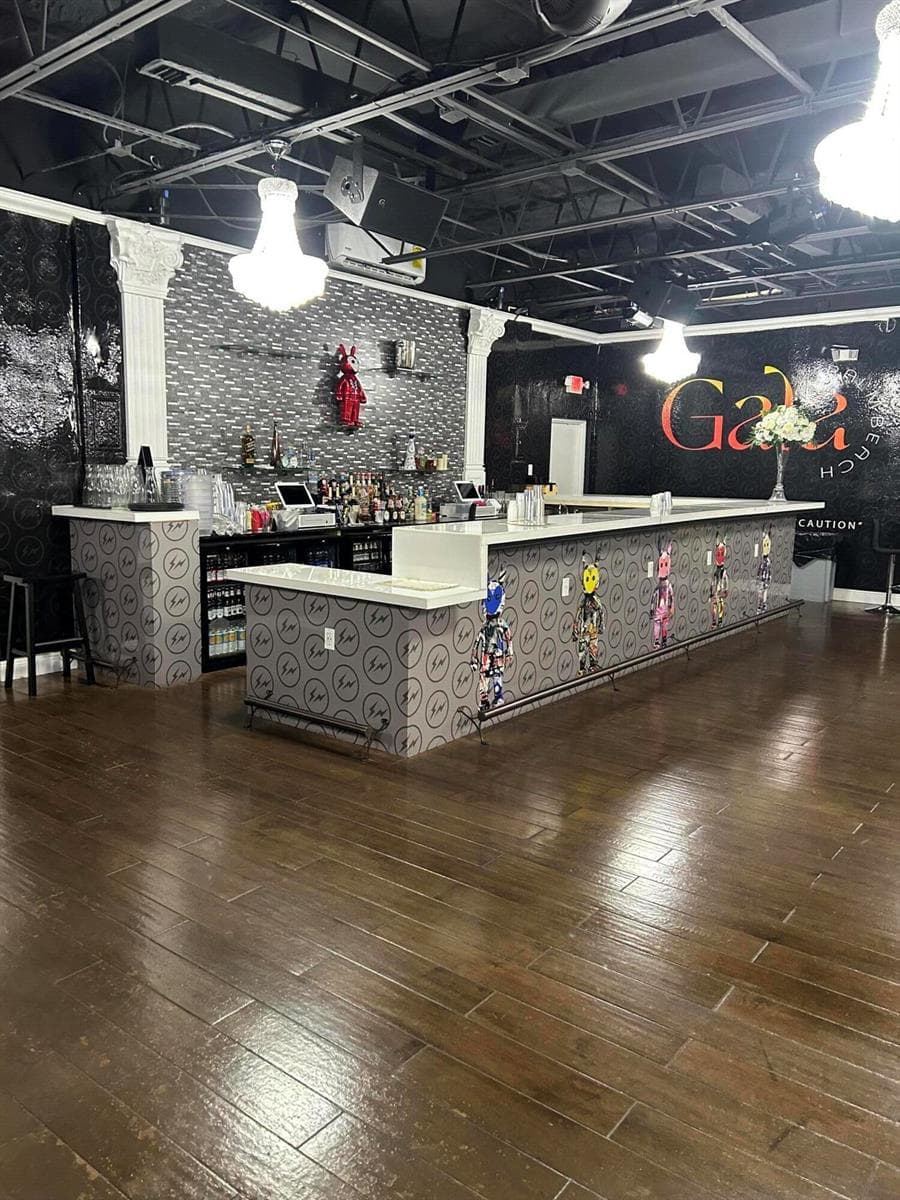 1 Gala Main Bar