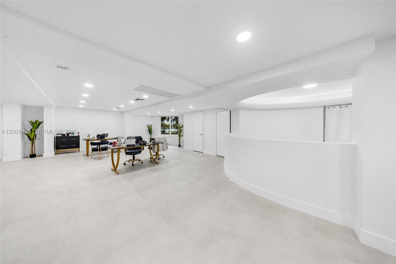 5401 Collins Ave # 9, Miami Beach FL 33140