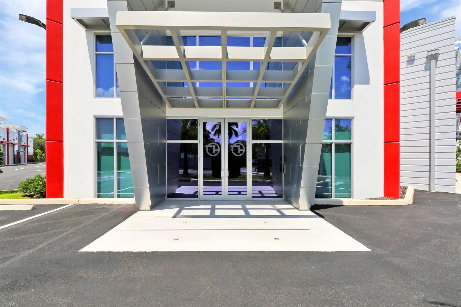 owner lounge