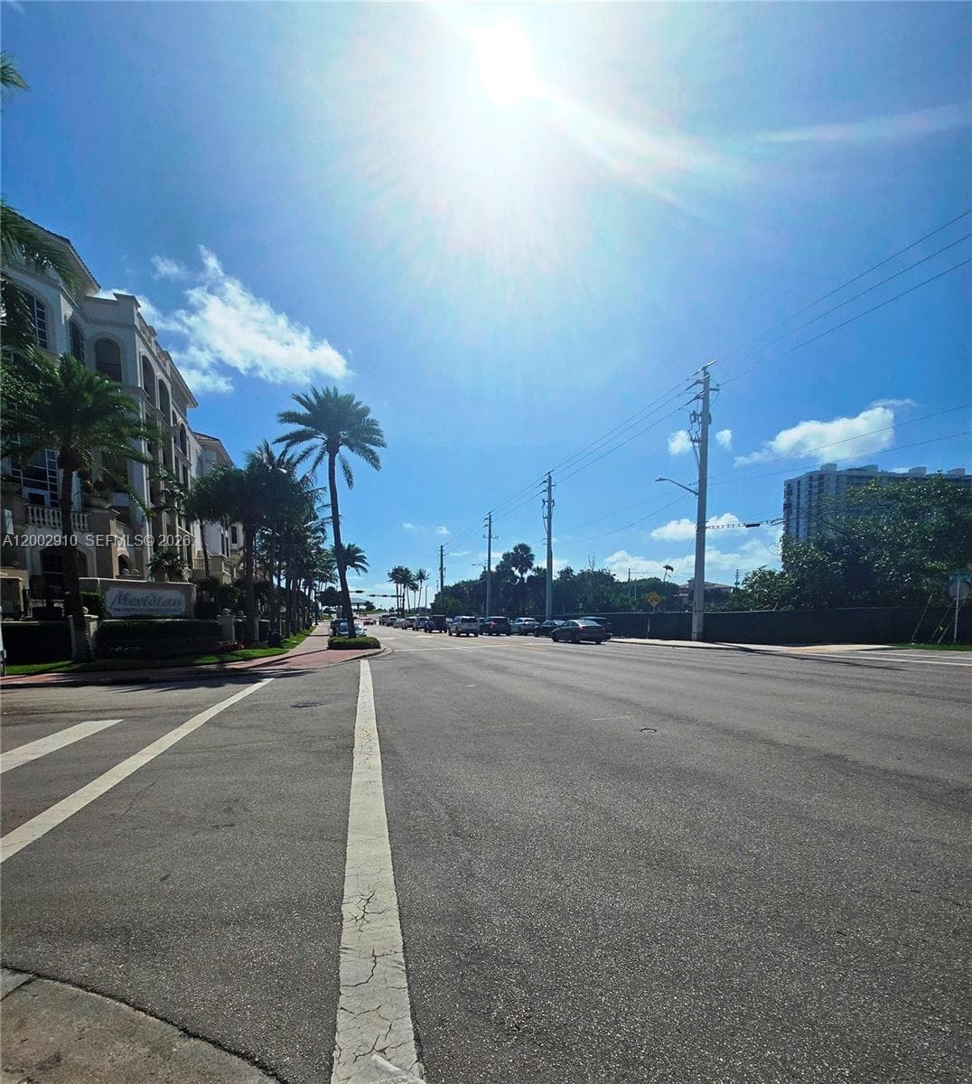 899 E PALMETTO PARK RD, Boca Raton FL 33432