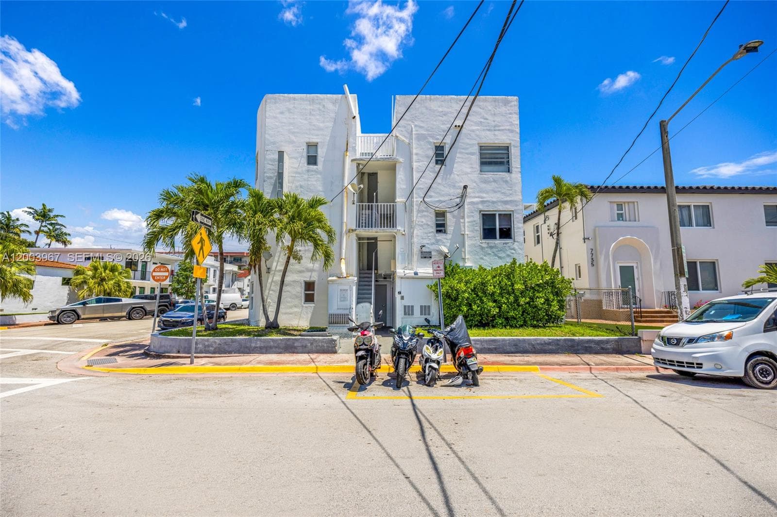 420 78th St, Miami Beach FL 33141