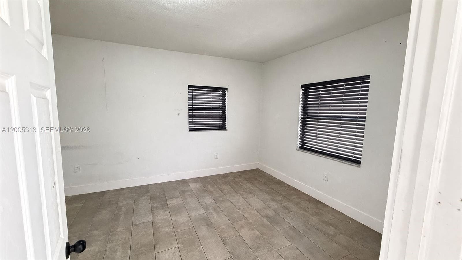 301 NW 37th St, Miami FL 33127