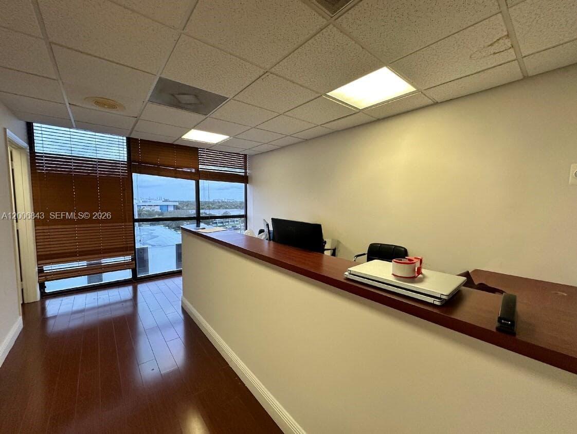 2450 Hollywood Blvd, Hollywood FL 33020