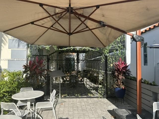 929 Collins Ave, Miami Beach FL 33139
