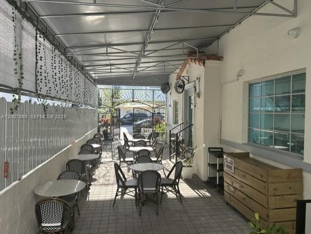 929 Collins Ave, Miami Beach FL 33139