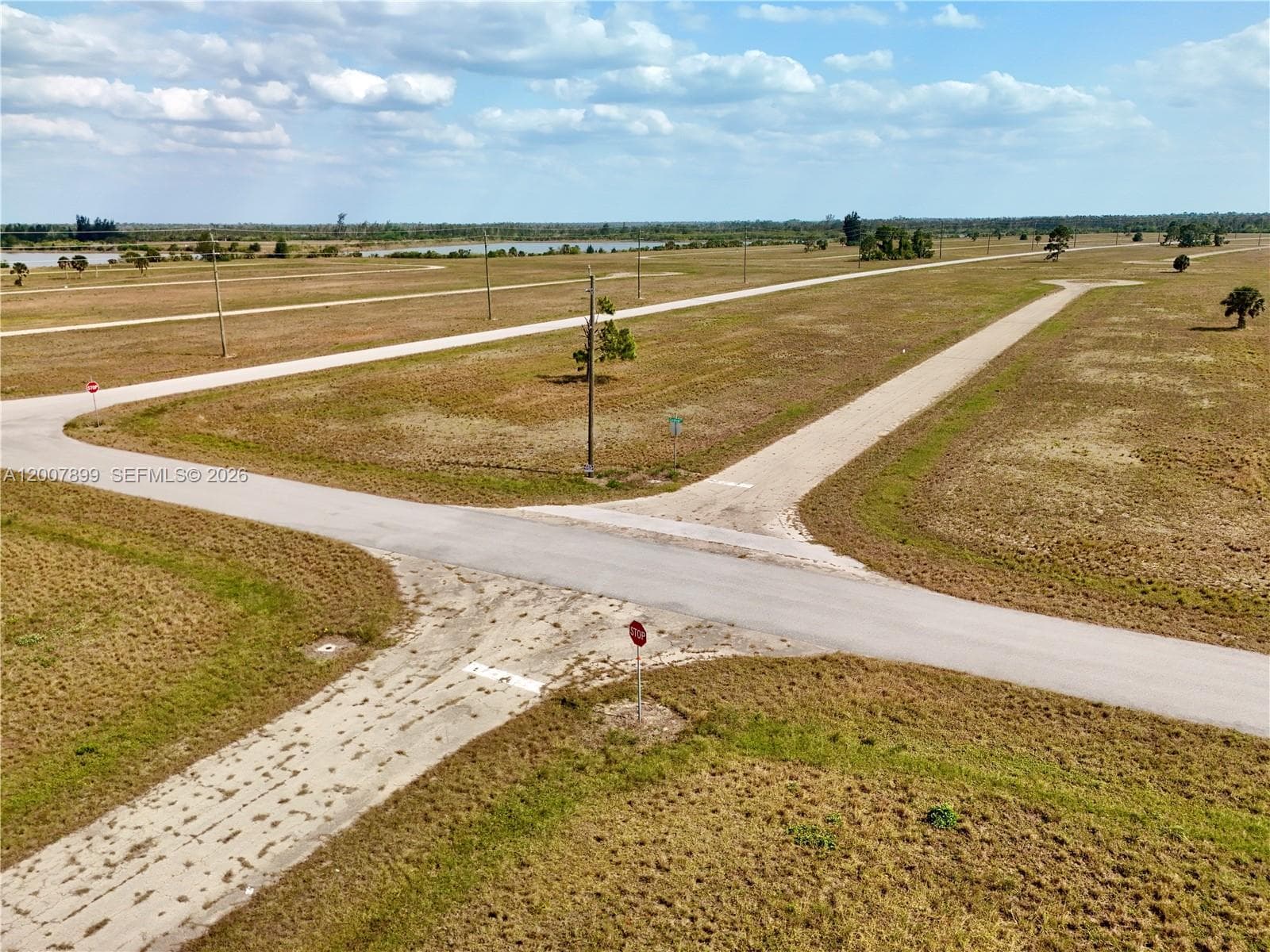 18 COCKATIEL WAY, Other City - In The State Of Florida FL 33946