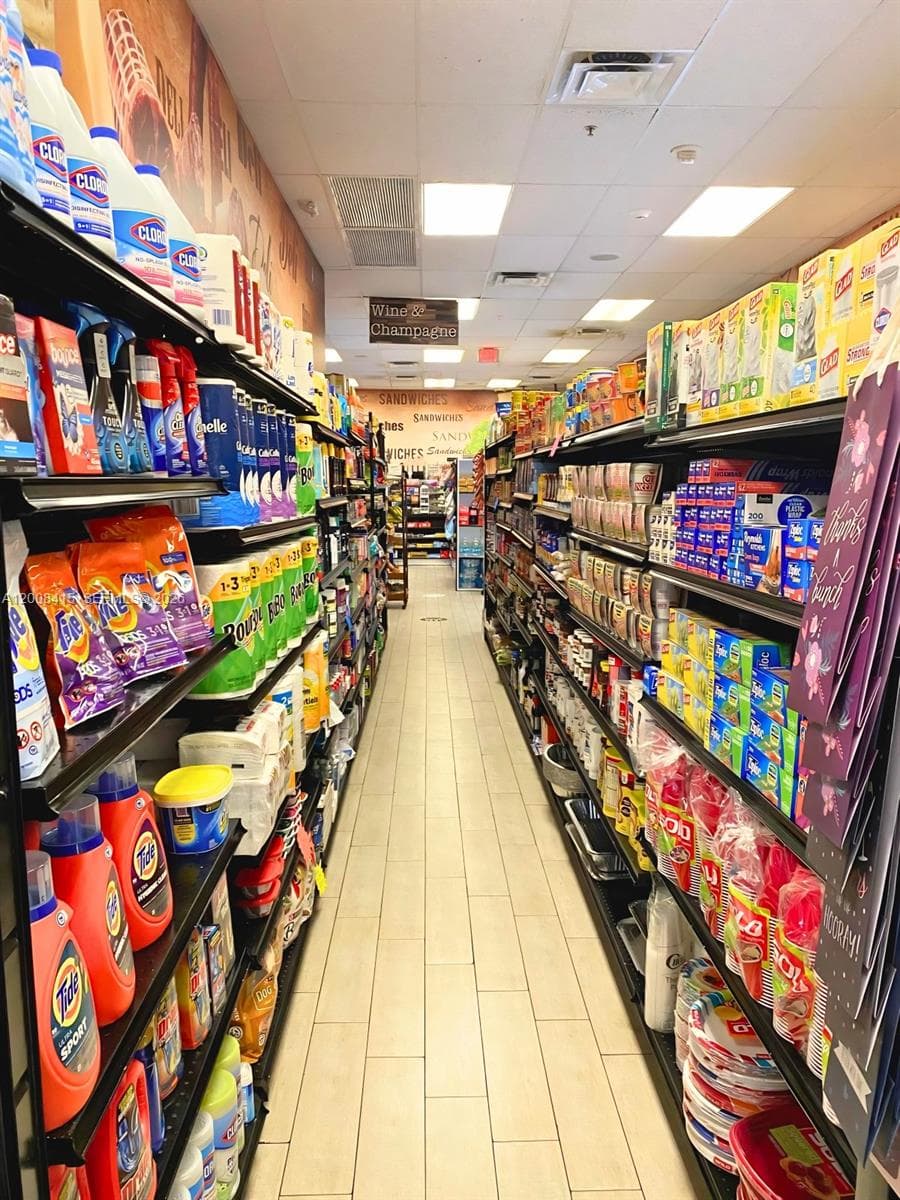 XXXX BRICKELL AVE, Miami FL 33131