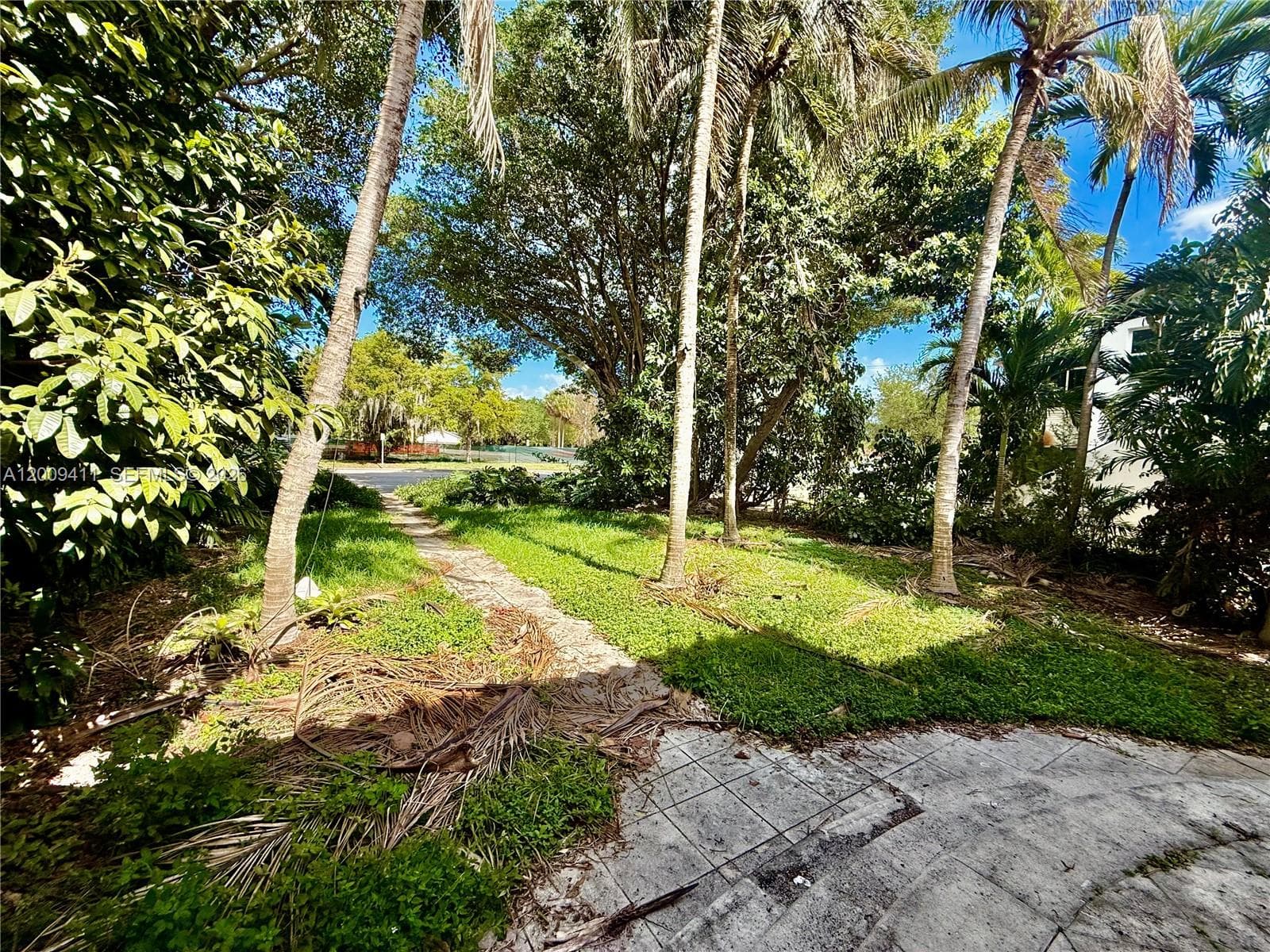 8740 NE 2nd Ave # 8740, El Portal FL 33138