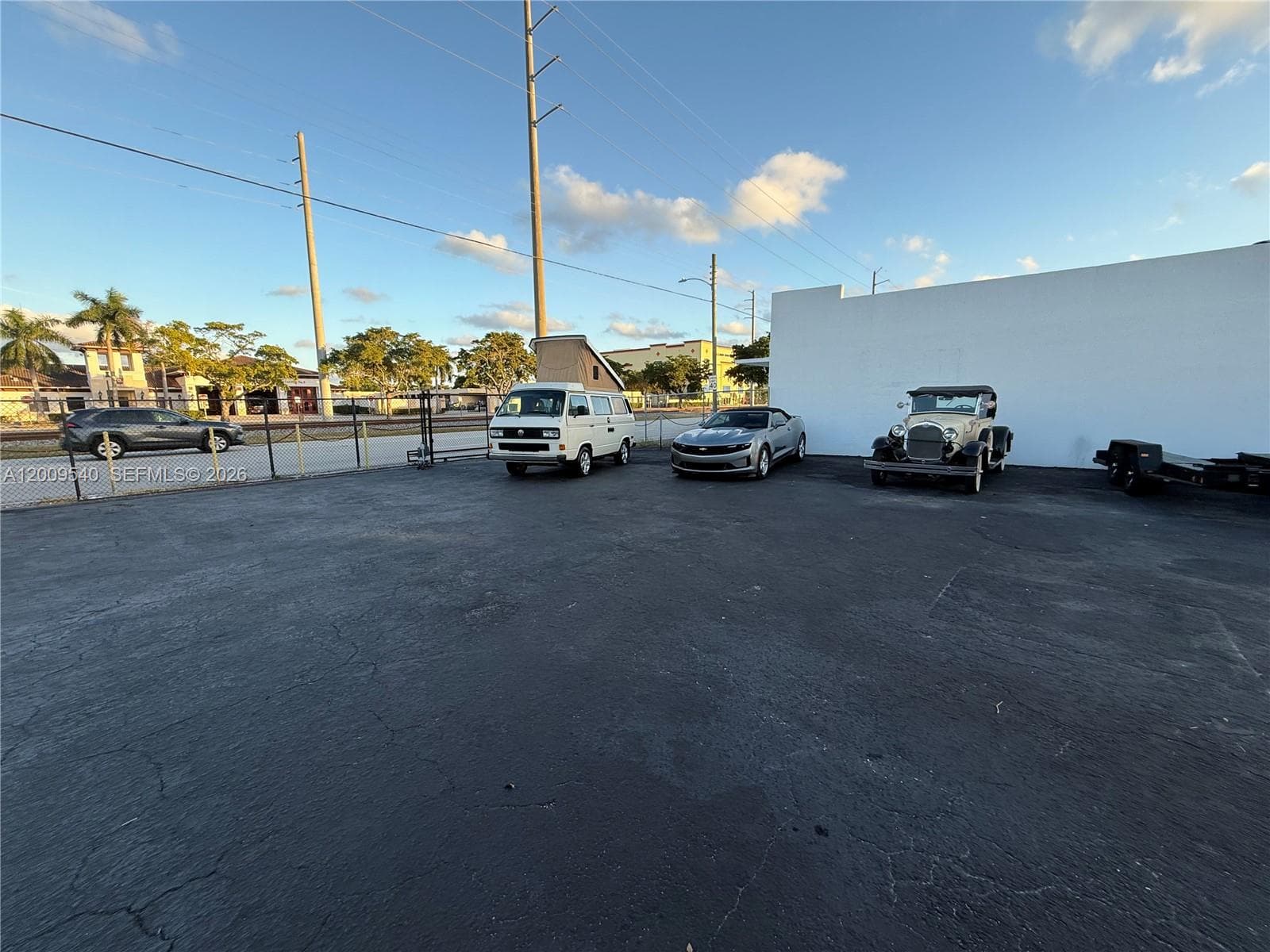 1822 N Dixie Hwy, Hollywood FL 33020