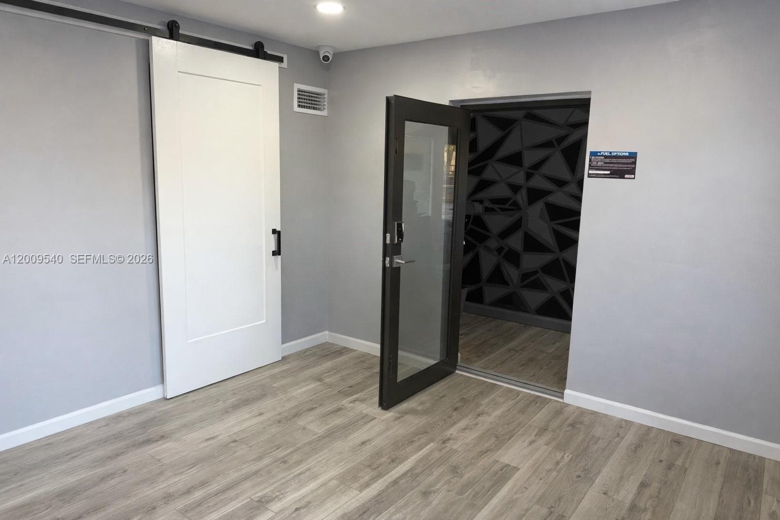 1822 N Dixie Hwy, Hollywood FL 33020
