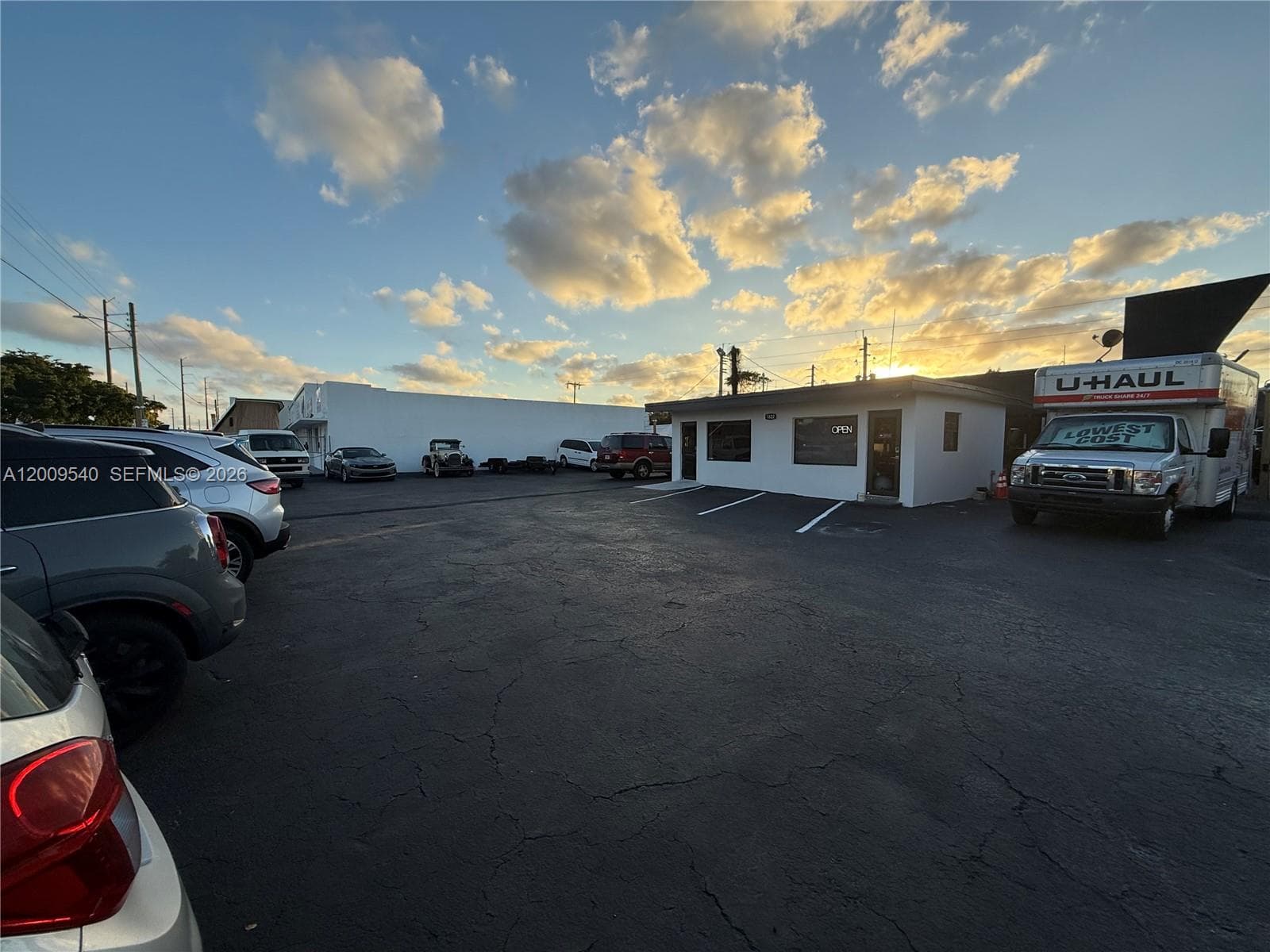 1822 N Dixie Hwy, Hollywood FL 33020