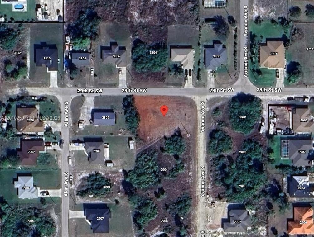 2900 S Yvonne, Lehigh Acres FL 33976