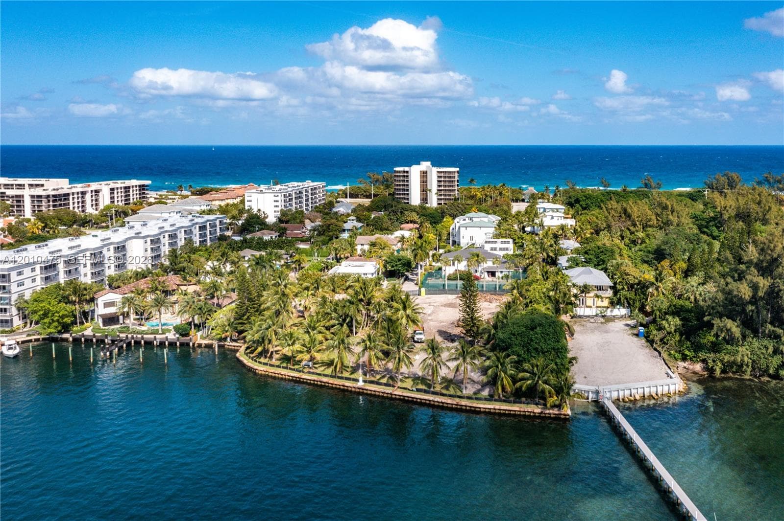 910 NE 24th St, Boca Raton FL 33431