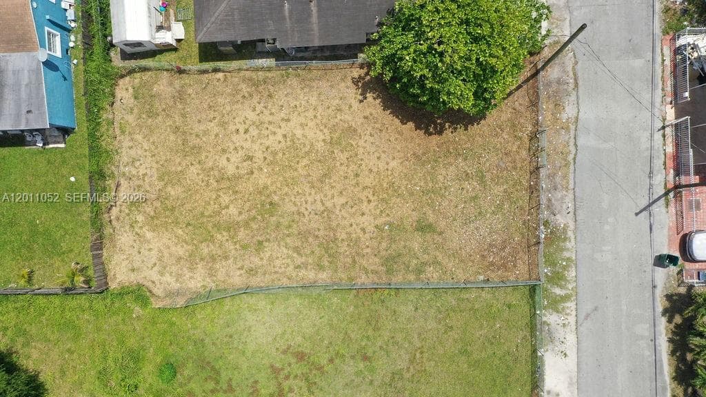 2455 NW 55th street, Miami FL 33142