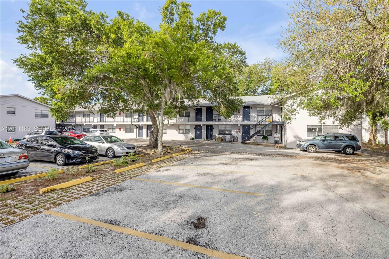 1208 S Ridgewood Ave, Daytona FL 32114