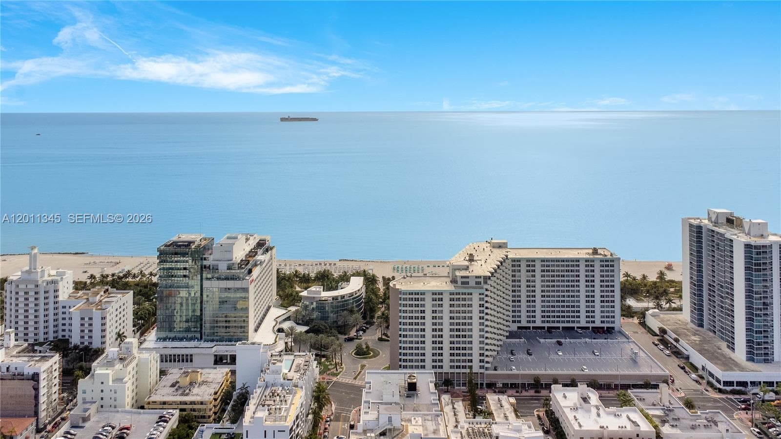 2814 Collins Ave, Miami Beach FL 33140