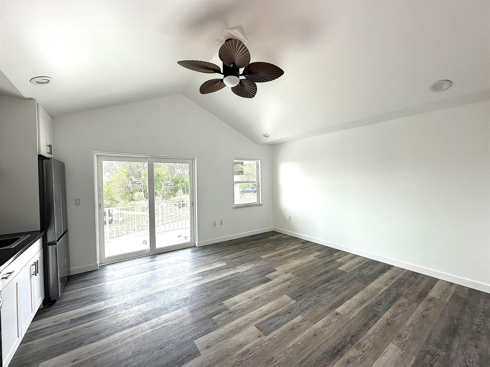 Living room 1