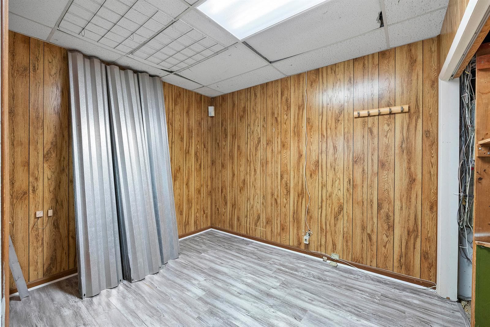 1881 Ne 26th St_005