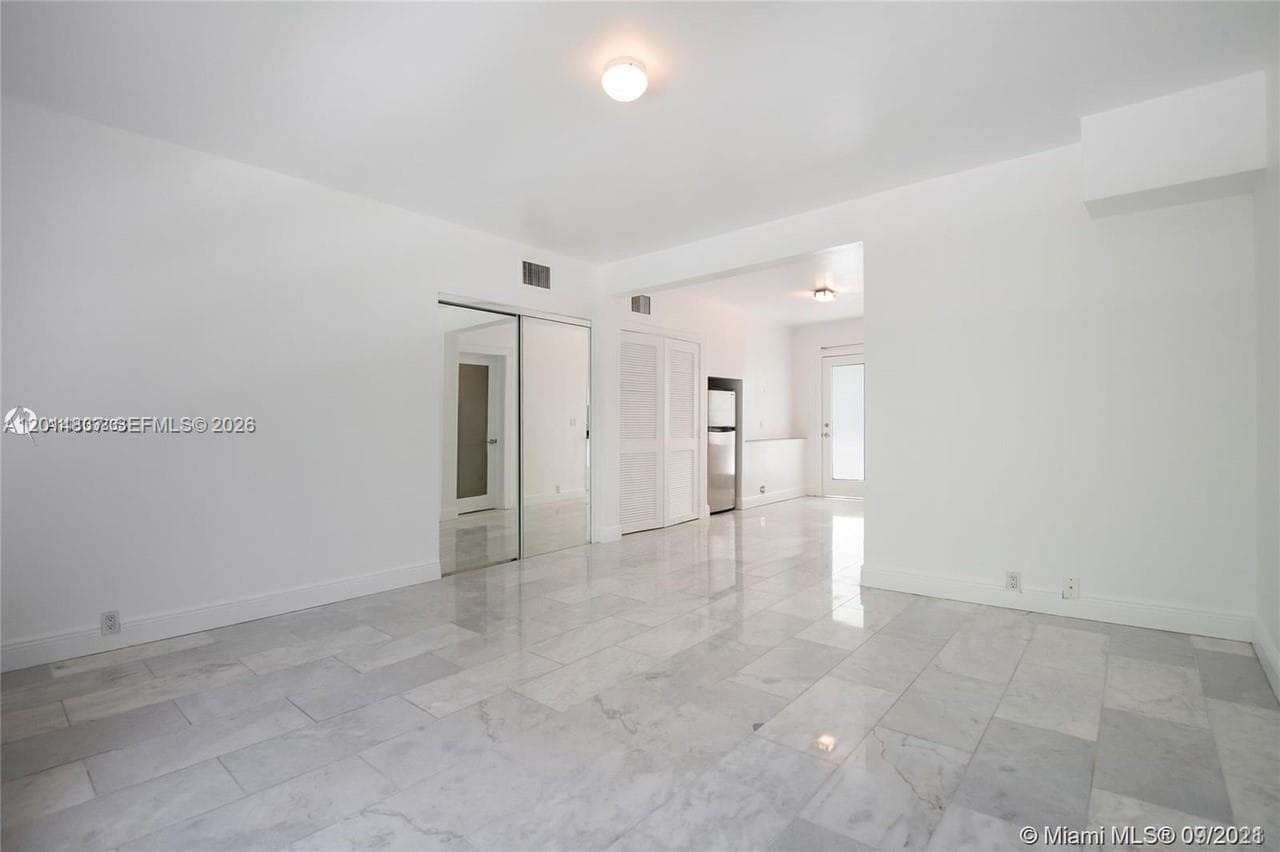 928 Jefferson Ave, Miami Beach FL 33139