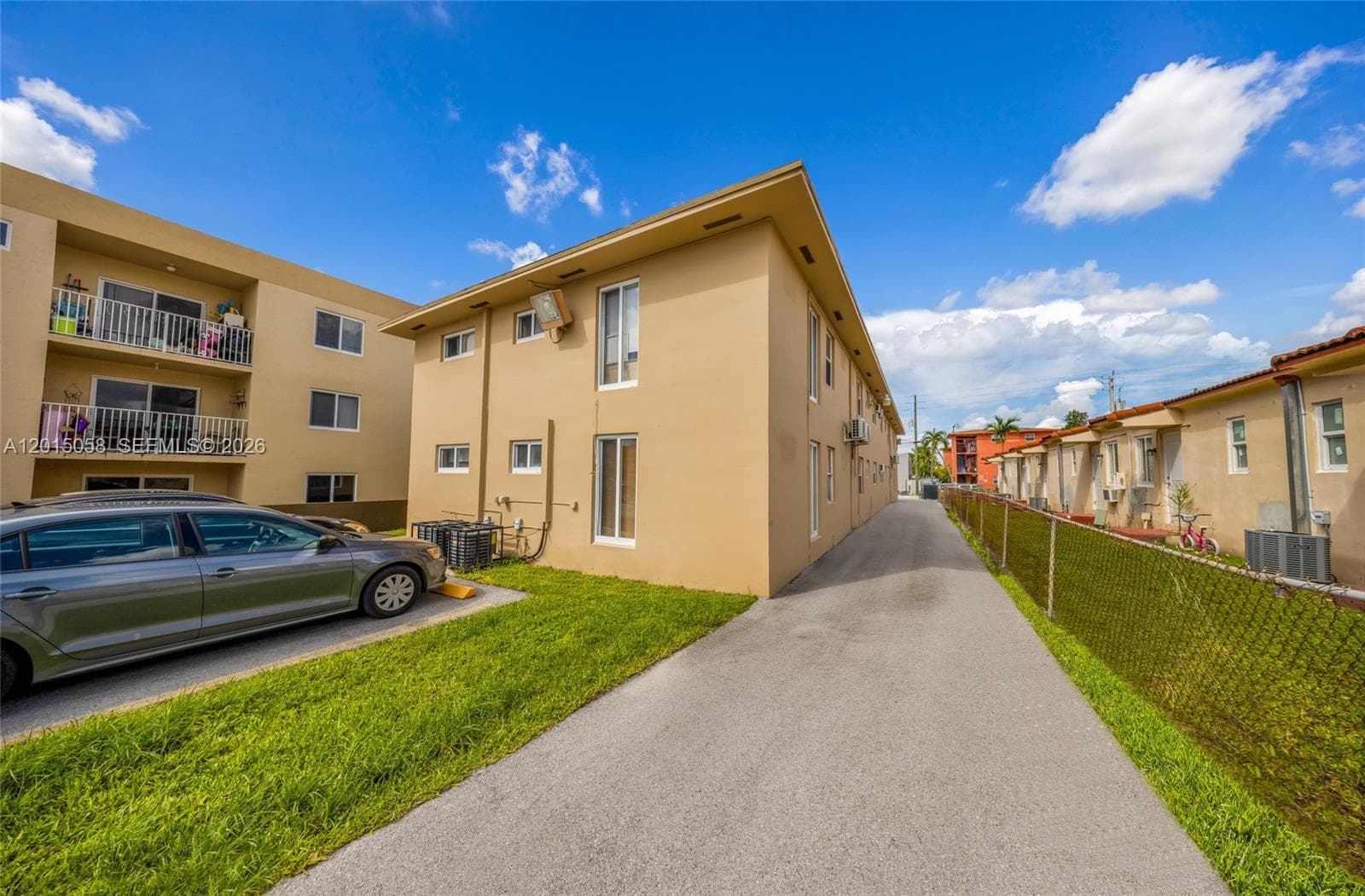 225 SW 18th Ave, Miami FL 33135