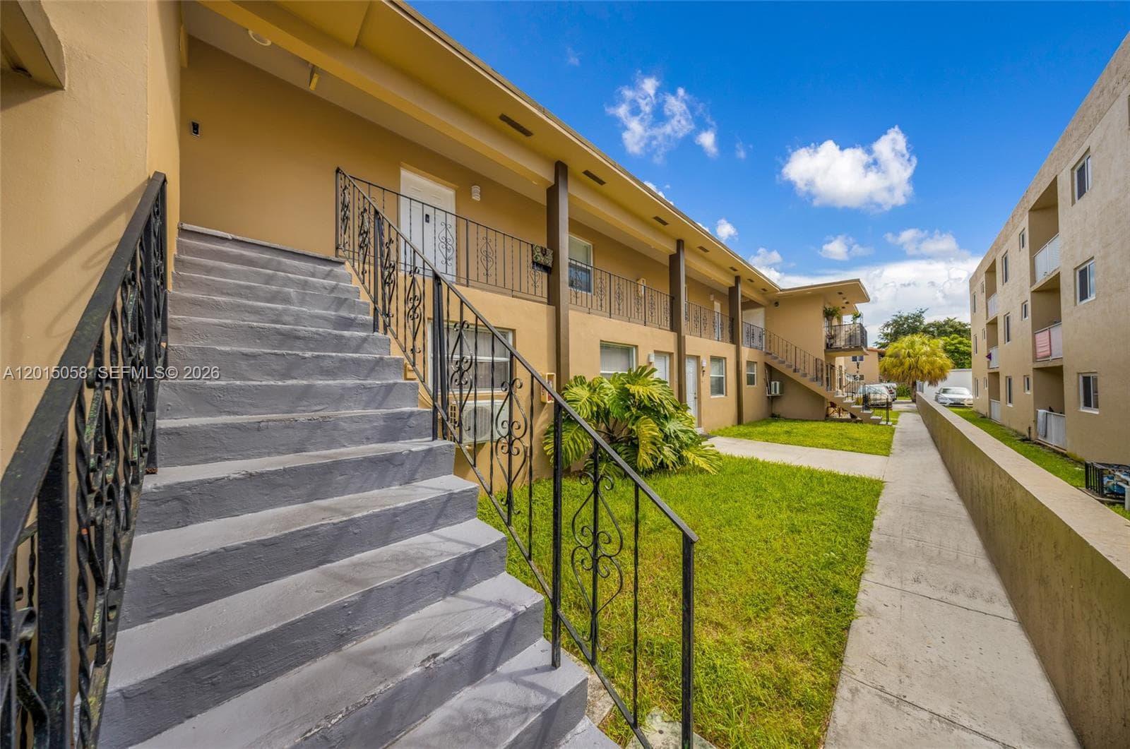 225 SW 18th Ave, Miami FL 33135