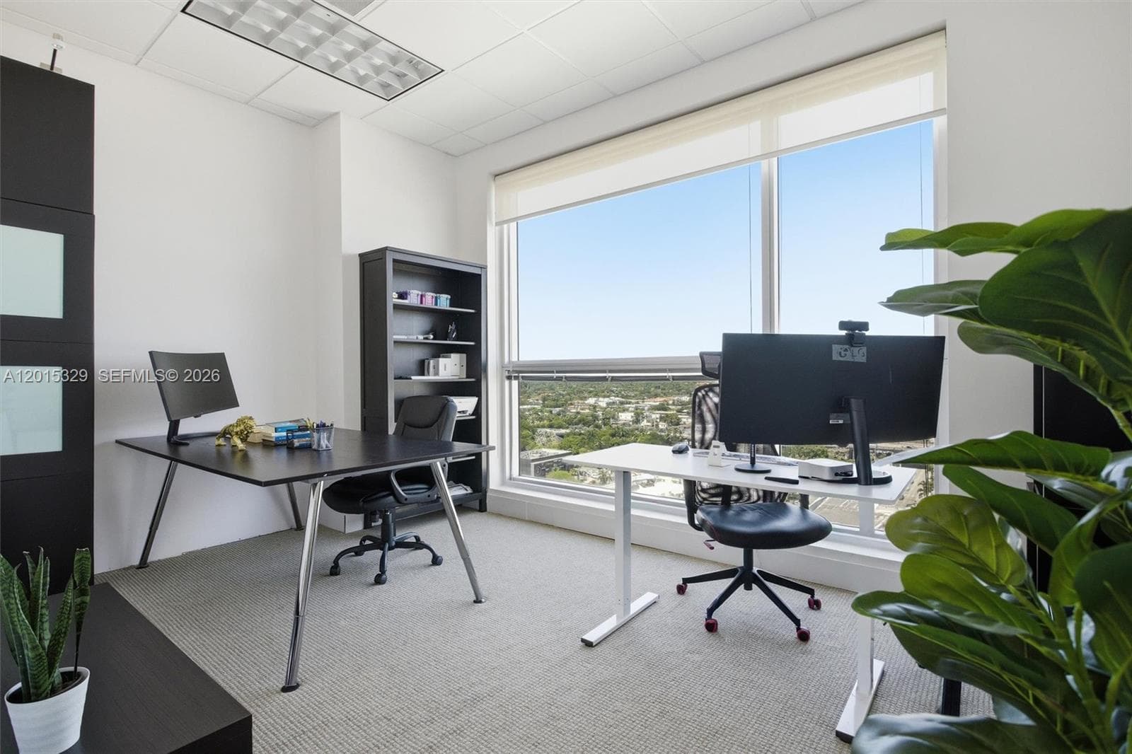 175 SW 7th St # 1614, Miami FL 33130