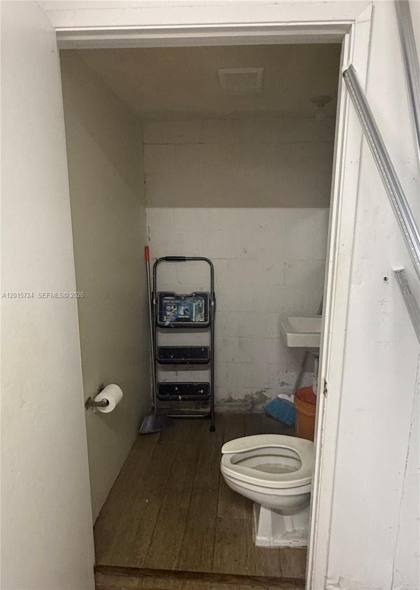1775 Blount Road Unit #410, Pompano Beach, FL 33069