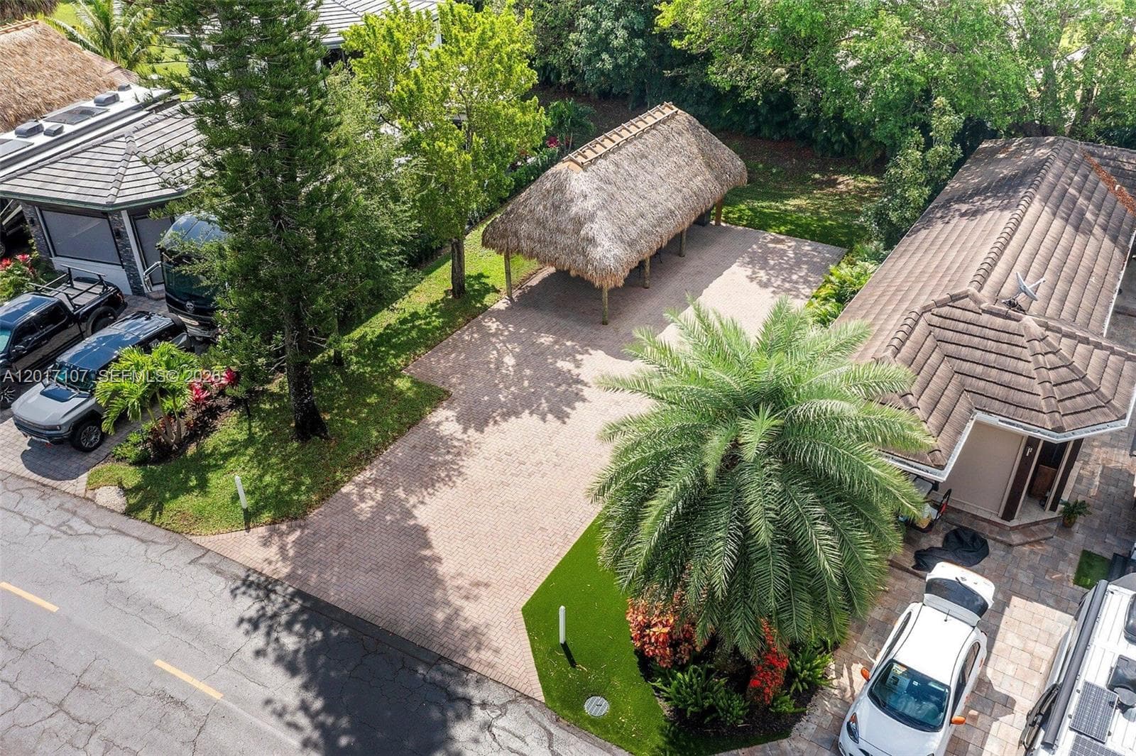 22 S Cortez Dr, Margate FL 33068