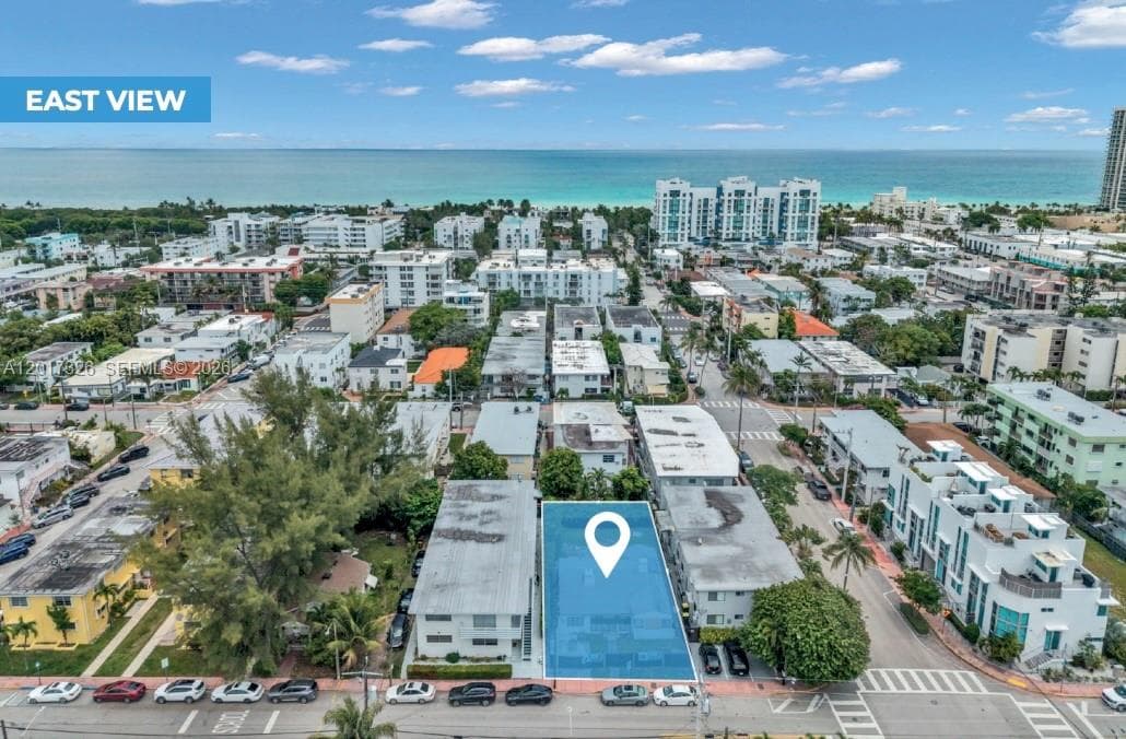 7711 Carlyle Ave, Miami Beach FL 33141