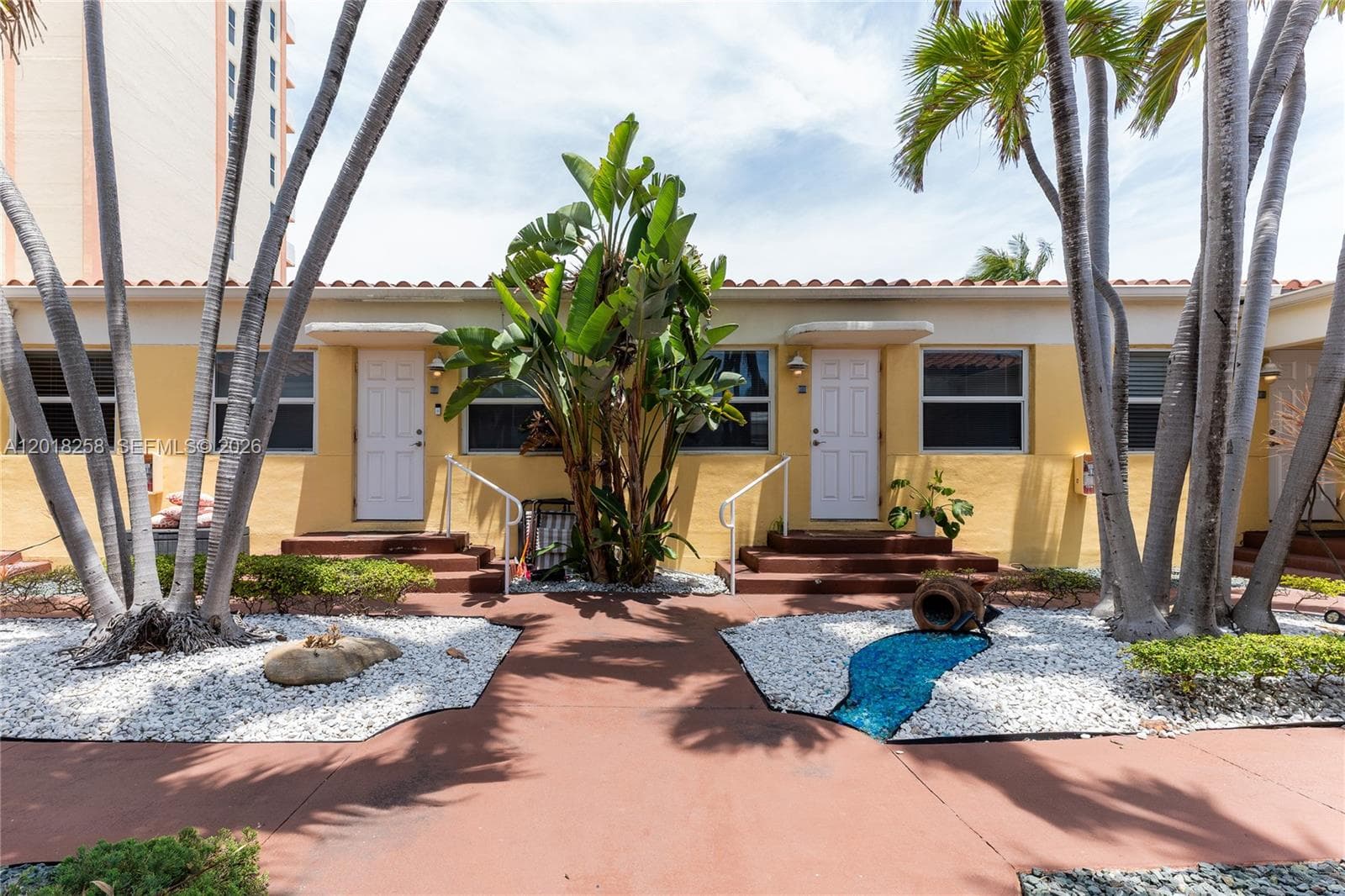 335 Georgia St, Hollywood FL 33019