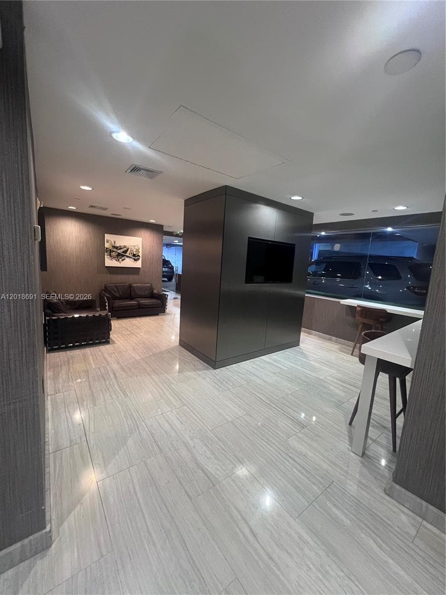Valet Lobby