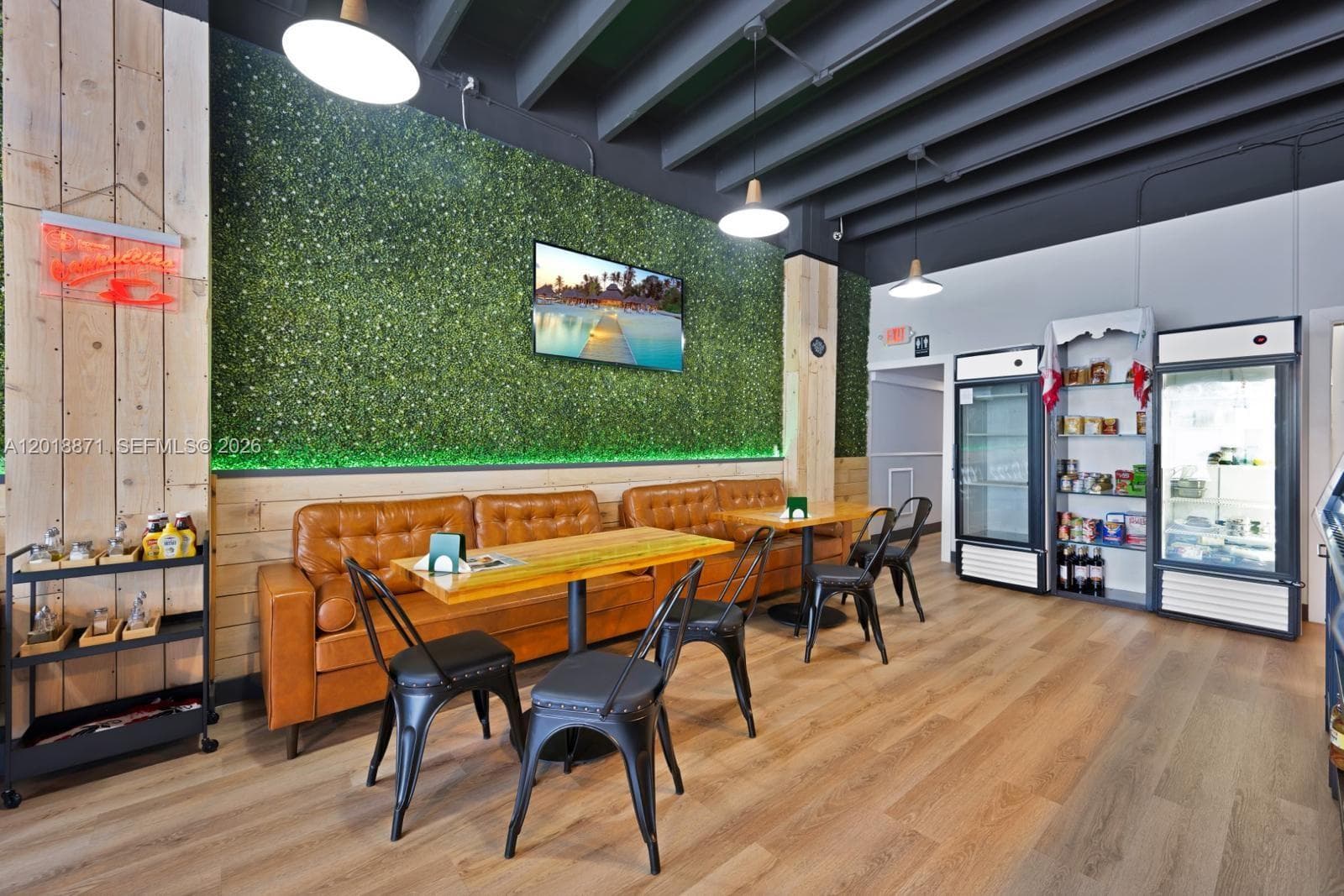 422 S Dixie Hwy, Hollywood FL 33020