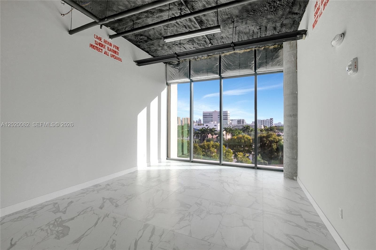 21290 Biscayne # 412, Aventura FL 33180