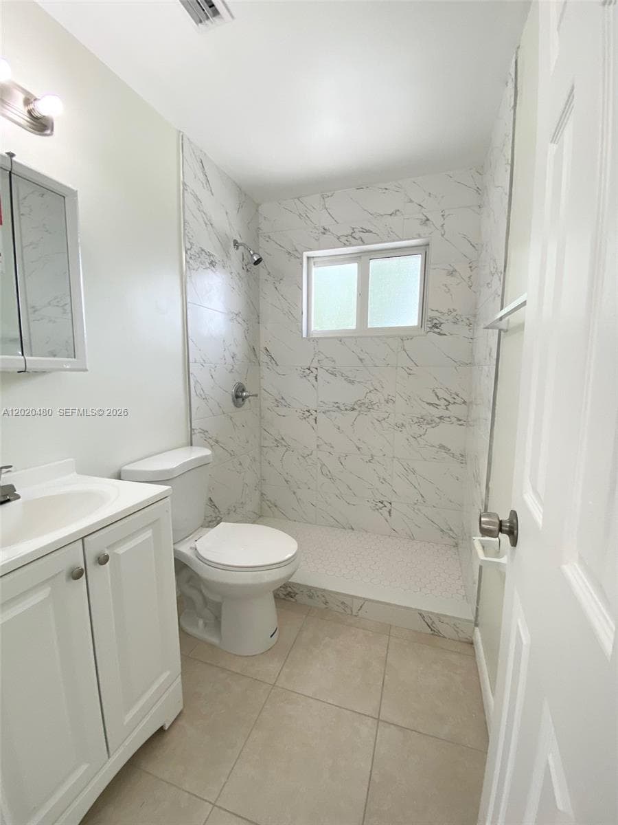 1121 NW 4 ST, Miami FL 33128