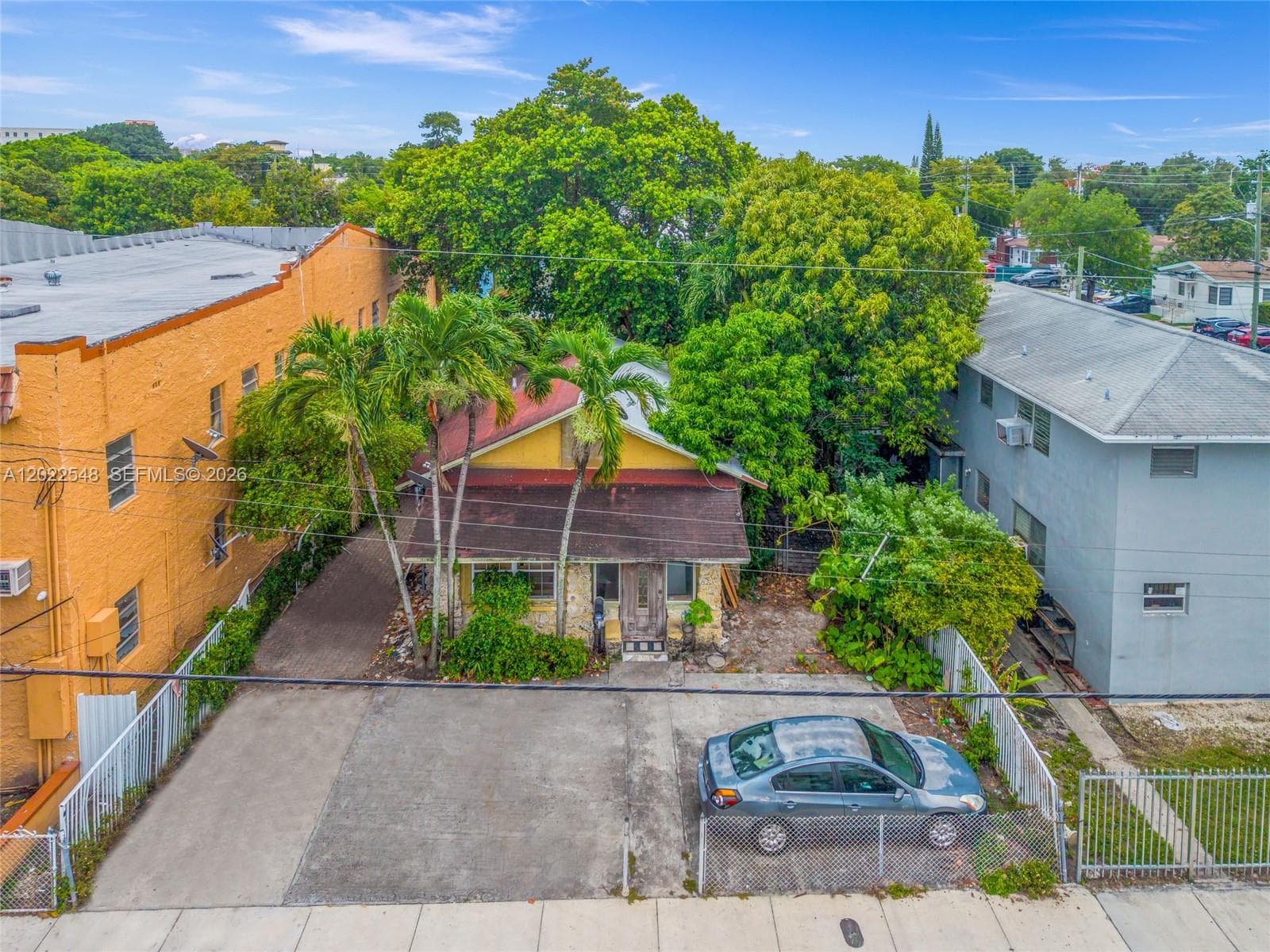 1568 SW 5th St, Miami FL 33135