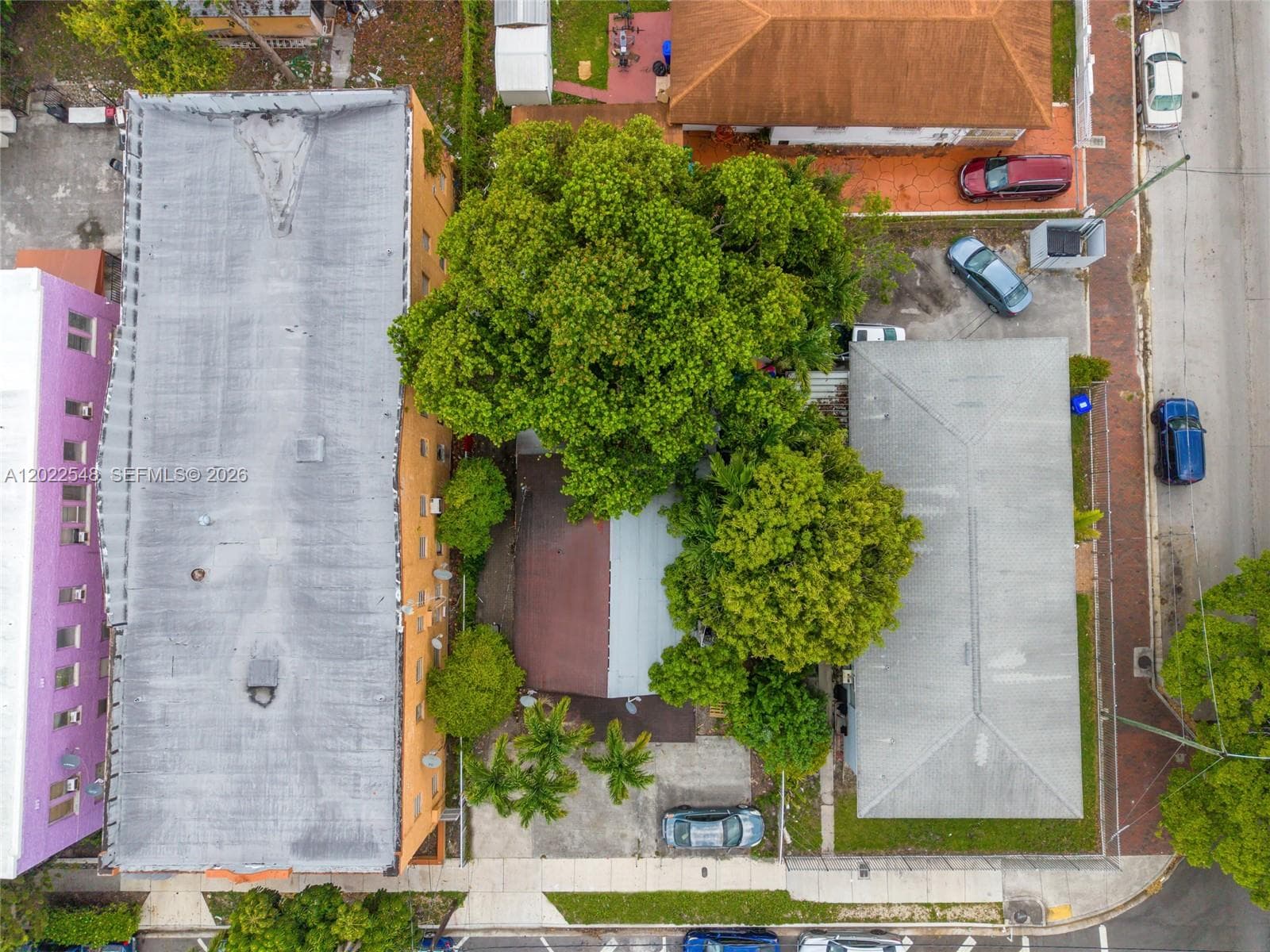 1568 SW 5th St, Miami FL 33135