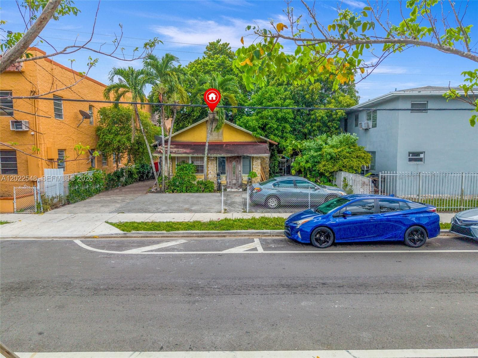 1568 SW 5th St, Miami FL 33135