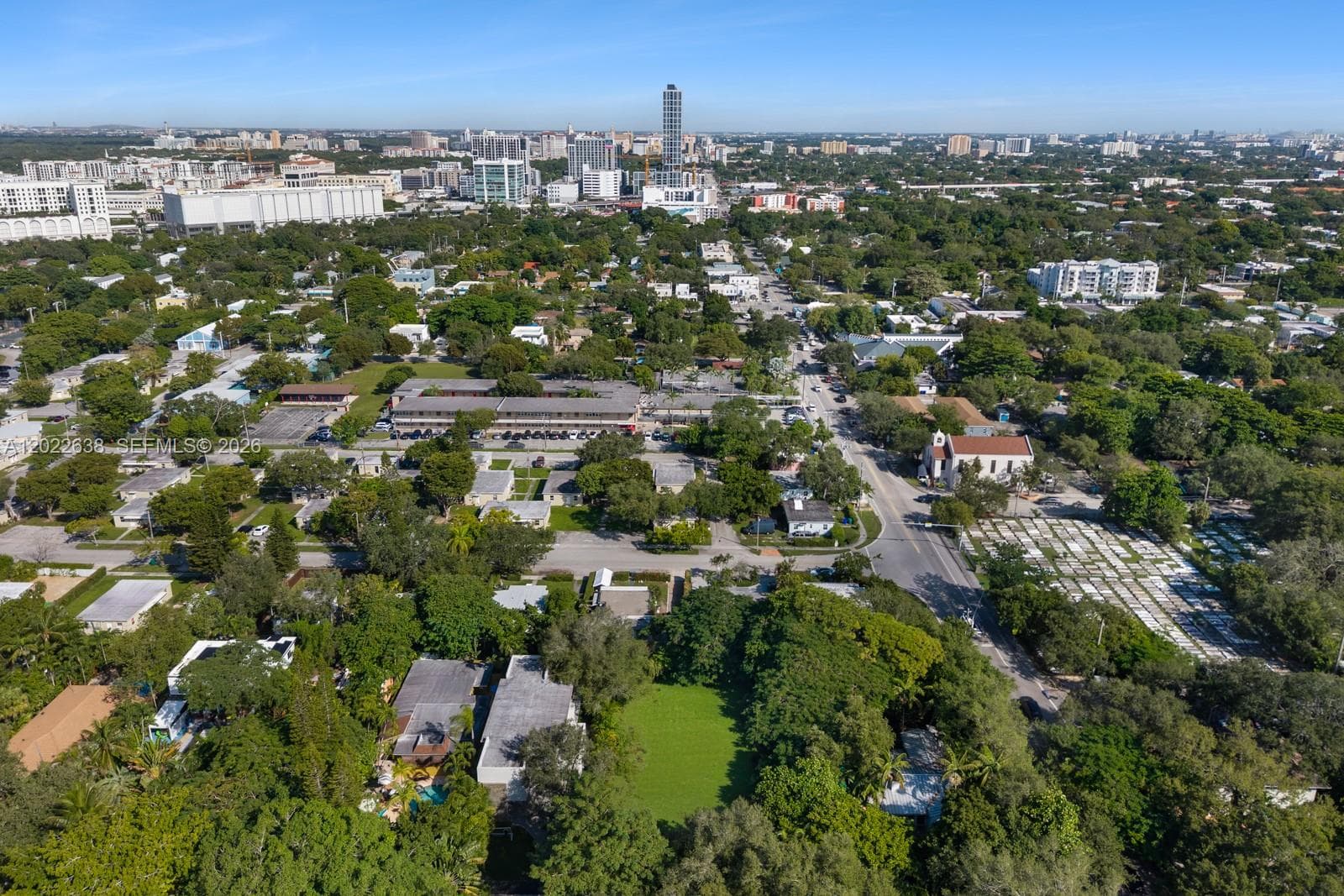 3729 Kumquat Ave, Miami FL 33133
