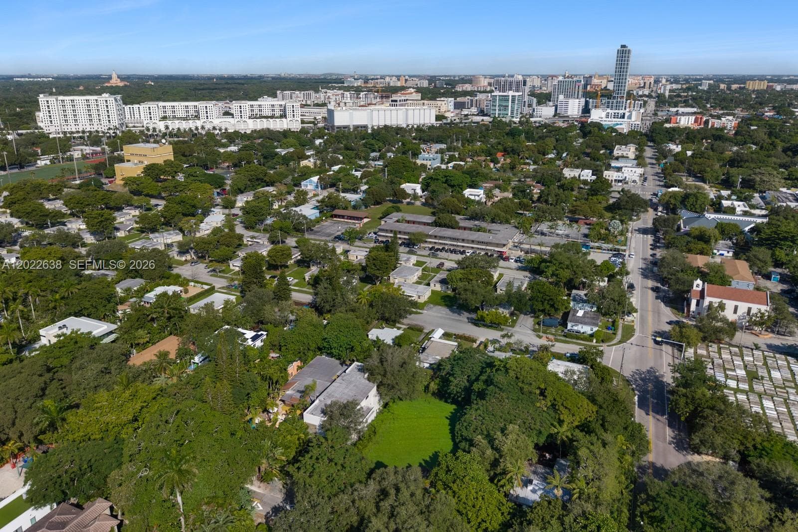 3729 Kumquat Ave, Miami FL 33133